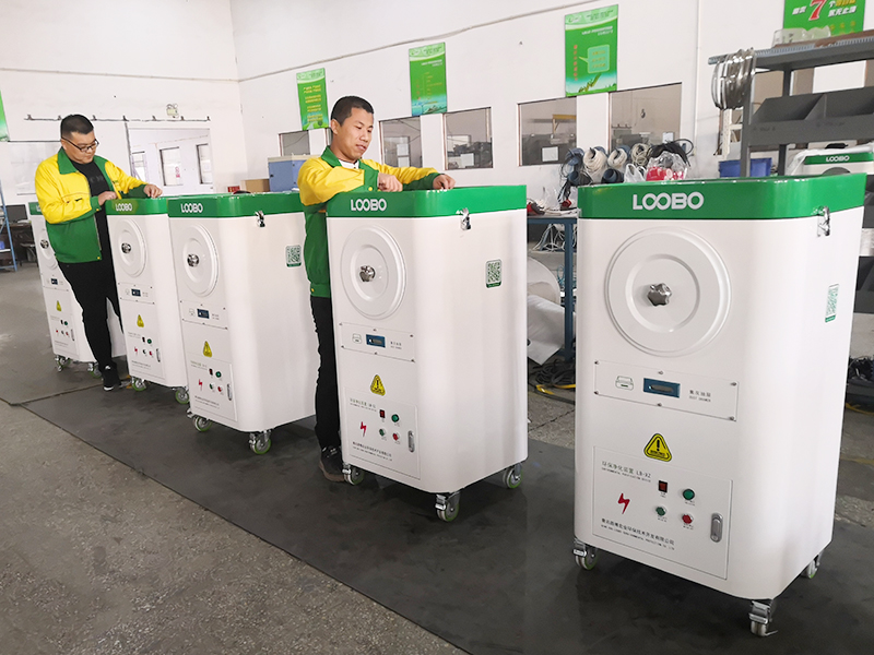 二十余台焊烟净化器现场组装