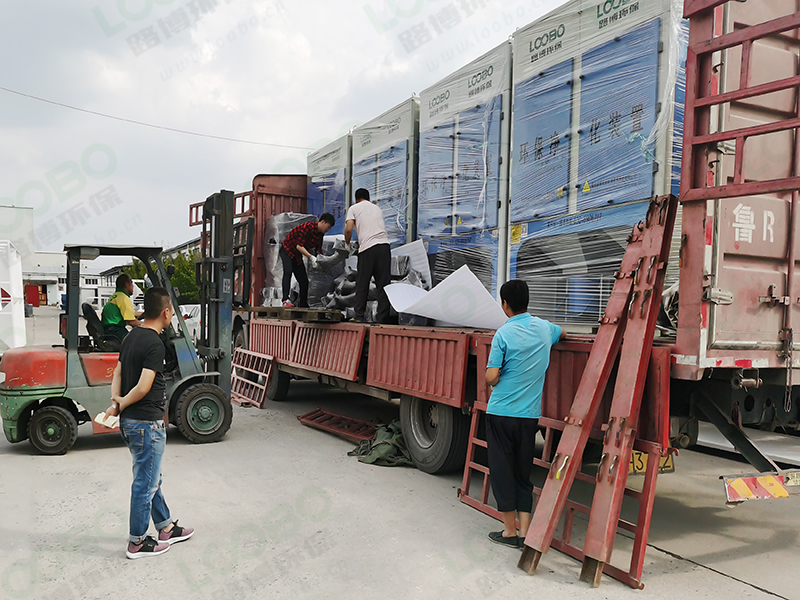 滤筒除尘器厂家新一批工业除尘设备即将发往河南郑州