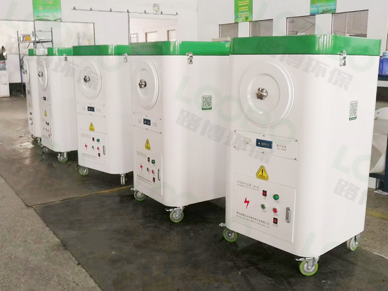 路博环保新一批移动式焊烟净化器按期交货