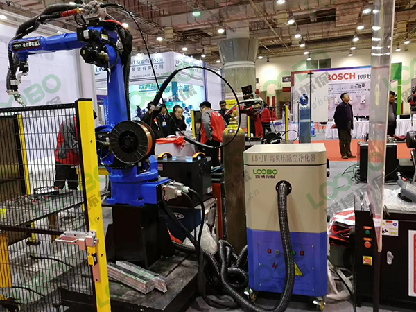 机器人焊接烟尘净化方法