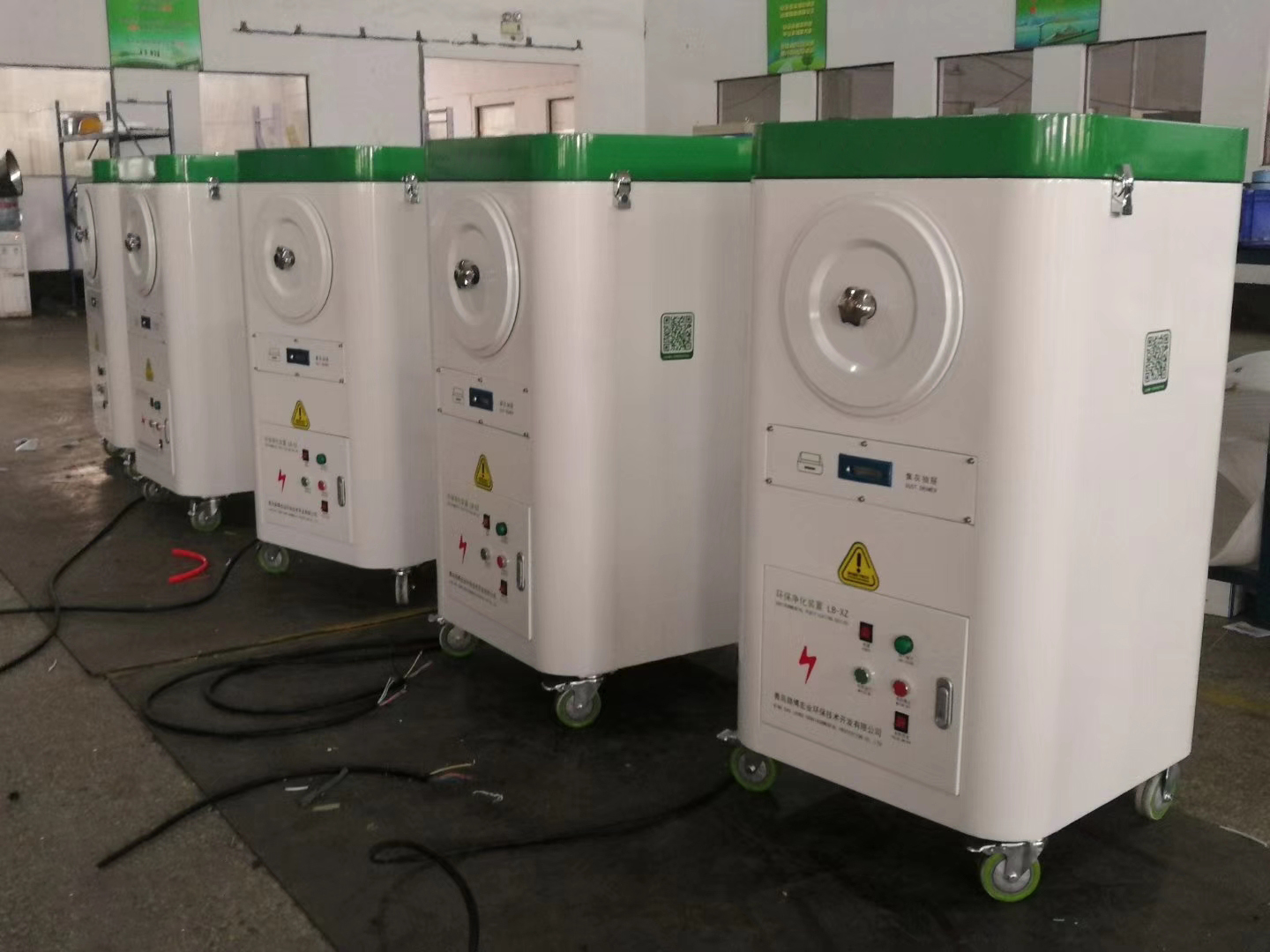 焊接烟尘难处理？那是你没选对，移动式烟尘净化器让你刮目相看