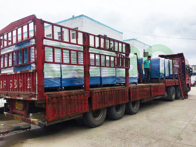 路博环保|一批焊接烟尘净化器专车发往德州