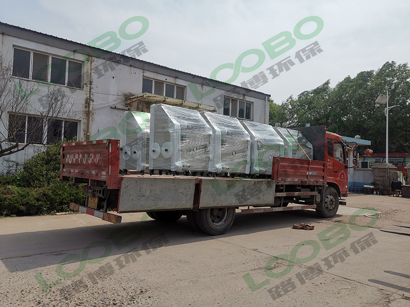 近水楼台先得月，本地客户订购的打磨除尘台已收货